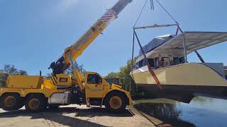 Crane lifting 10 Tonnes of Boat from Creek [upl. by Wall]