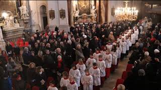 300 Jahre Piaristenpfarre Maria Treu Festmesse Einzug [upl. by Griseldis542]