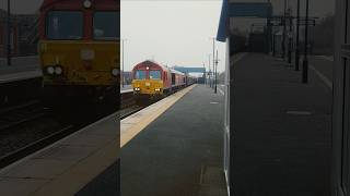 Class 66 hauling coal train through barnetby station 66074 251024 [upl. by Favin]