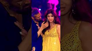 Sunil Shetty and Shilpa program dance youtubemusic program suilshetty shilpa dhadkan [upl. by Eelarual]