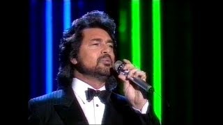 Engelbert Humperdinck  Please release me  1989 [upl. by Shanna]