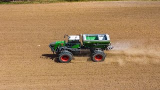 Cavendish Agri Services Fendt Rogator 900 Series Fertilizer Spreader [upl. by Dralliw]