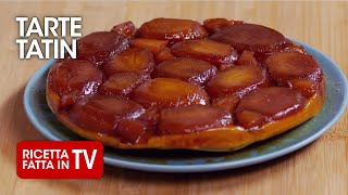 TARTE TATIN ALLE MELE di Benedetta Rossi  Ricetta TV Fatto in Casa per Voi [upl. by Ydne]