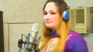 Musarat Momand amp Rahim Shah Mene Ta Zaan Jorh Ka pashto nice new song 2012 [upl. by Kcinomod]