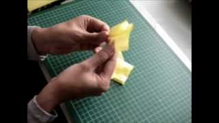 Tutoriel  faire une jonquille en papier crépon [upl. by Rennold]