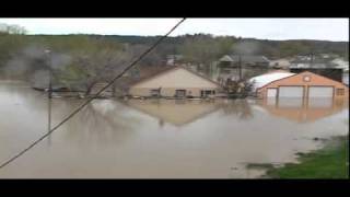 Trapped 2 Roundup Montana Flood Musselshell River 5272011 [upl. by Lah]