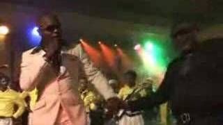 Souvenir Madilu System ft Koffi  Just un peux damour concert ghk [upl. by Aelyk]