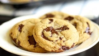 Soft amp Chewy Chocolate Chip Cookie Recipe [upl. by Innattirb457]