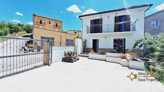 Perfect condition three bedrooms town house with garden for sale Carunchio [upl. by Laikeze]