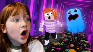 RAiNBOW GHOST RUN Roblox Game OFFiCiAL TRAiLER Adley Niko amp Shonduras invite you to ESCAPE the MAZE [upl. by Sivam]