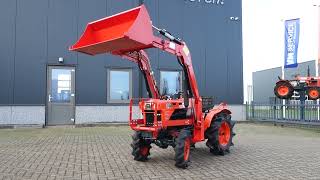 Kubota B7001 4wd  Voorlader [upl. by Ibloc]