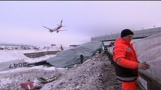 Russia Incidente aereo problema ai freni secondo inquirenti [upl. by Gault519]