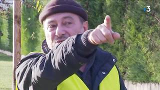 Gilets jaunes  réactions au moratoire annoncé par EPhilippe [upl. by Bevers]