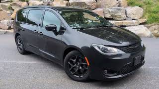 2018 Chrysler Pacifica Touring L [upl. by Pinter]