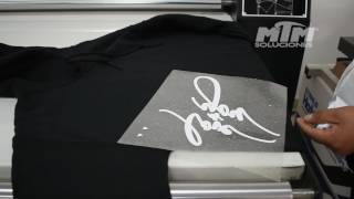 Corte de Vinil Glitter sobre sudadera en Graphtec CE600060 [upl. by Kcam]