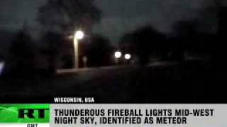 Meteor Madness Live Footage  Space fireball in Wisconsin 2010 [upl. by Nedarb]