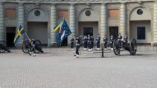 Changing of the Guard Kungliga Slottet Royal Palace Stockholm Norrbotten Regiment 23092023 🇸🇪 [upl. by Auohp]