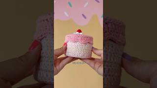 Crochet Cake Box  free pattern [upl. by Evreh729]