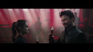 Tarkan Coca Cola Reklamı YENİ quotKıpır Kıpır Bi’ Coca Cola quot [upl. by Kassab809]