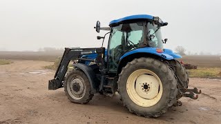 Köp Traktor New Holland TS100A på Klaravik [upl. by Shabbir]