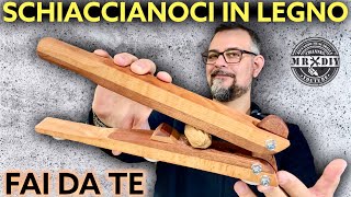 Fai da te Schiaccianoci in legno bellissimo e facile  Anche per la tavola di natale e capodanno [upl. by Enoed]