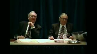 Warren Buffett and Charlie Munger on Acquisition of a Business  BH 1994 Annual Meeting Clip [upl. by Kauppi]