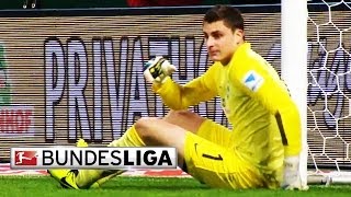 Disaster for Bremen Keeper Mielitz [upl. by Kramlich670]