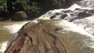 Esplendido e magnifico  Cachoeira de ERVÁLIA Minas Gerais [upl. by Ahcorb]