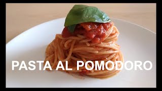 Ricetta facile Pasta al pomodoro  Fatto in casa [upl. by Yalahs676]