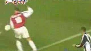 Amazing Bergkamp Dribble [upl. by Enyalahs683]