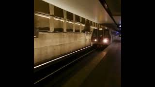 WMATA 6000 series arrives at LEnfant Plaza on a Silver Line service train metro wmata [upl. by Farrica593]