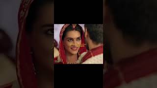 Kariti 💗love kartikkriti bollywood couple kritisanon kartikaaryan shorts kariti [upl. by Sivam]