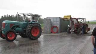 Hanomag Brillant 600 Vs IHC Seilwinde [upl. by Nnayelhsa]