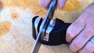 The Smokey Chef  Knife Sharpening  Gadget Review [upl. by Yeung]