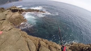 Intro to iso fishing rock fishing by ferry in Japan with GoPro 磯釣り瀬渡し [upl. by Swanson]