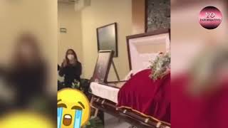 Último aplauso para Cepillin en su funeral [upl. by Lief]