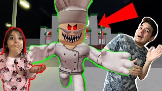 ÇILGIN PİZZACI BİZİ PİZZA YAPMAK İSTİYOR İMDATT ASEL VE UMUT  Roblox Escape Papa Pizzas Pizzeria [upl. by Fulbright523]