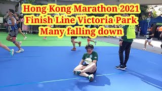 HONG KONG  MARATHON 2021  FINISH LINE VICTORIA PARK  MANY FALLING DOWN [upl. by Lali]