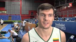 „Eurobasket 2013quot Lietuvos rinktinės pokštai ir „perliukaiquot [upl. by Airotkiv739]