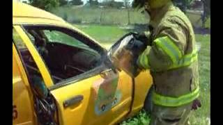 Firefighter Auto Extraction Demo  Diamond K12 Fire Rescue Blade Cuts Metal Fast [upl. by Eerb]