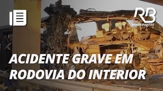 Acidente com ônibus em rodovia no interior de SP deixa 10 mortos [upl. by Sailesh]