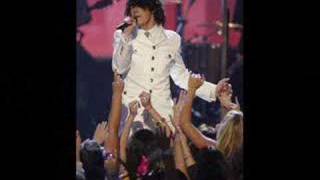 JOE jonas falls IN America music award 2007 [upl. by Marlow]