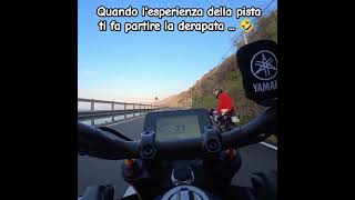 Quando lesperienza della pista da i suoi risultati 🤣 ducati panigale [upl. by Nnaycart]