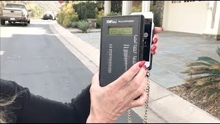 EMF RF Radiation Detection  Flip Phone vs Smart Phone [upl. by Erodoeht]