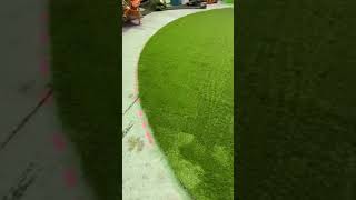 How to Cut a Circle Artificial grass Brisbane warehouse does it look easy [upl. by Roxy]