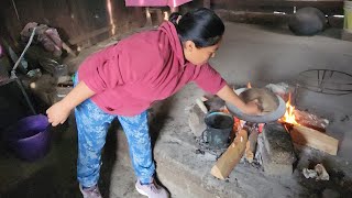 como preparar la tortilla a mano en san juan mixtepec región de la mixteca baja de oaxaca México [upl. by Maghutte]