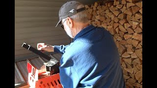 Make kindling with your log splitter [upl. by Ahseinat]