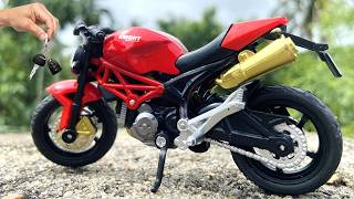 Unboxing of Scale 118 Model Ducati Monster  Miniature  Scale 112 Model  diecast bikes [upl. by Kremer]