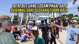 BERAWAL DARI SEDEKAH TOLAK BALA 1974  WARGA INDRAMAYU BEREBUT UANG LOGAM PAKAI SAPU [upl. by Llednahs89]