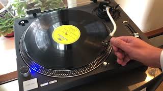 Cueing the Technics SL1200GR  SL1210GR [upl. by Harima]